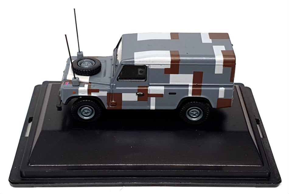 Oxford Diecast 1/76 Scale 76DEF012 - Land Rover Defender Military Berlin Scheme