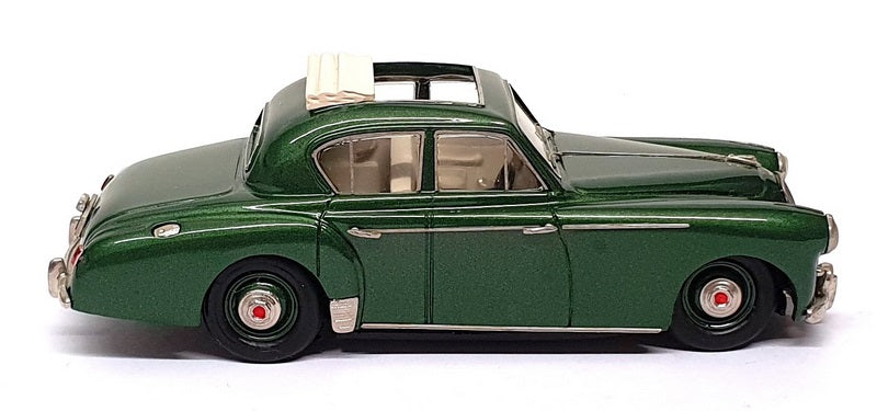 Four Wheel Models 1/43 Scale FWLG34 - 1954 Lagonda 3L 4Dr Saloon - Larch Green
