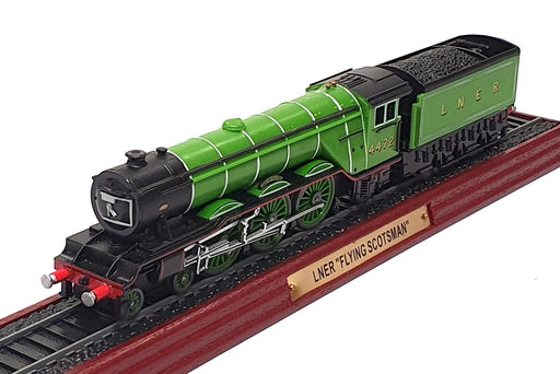 Atlas Editions 1/100 Scale Static Loco 3 904 001 - LNER Flying Scotsman 4472