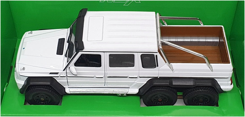 Welly NEX 1/24 Scale 24061W - Mercedes Benz G 63 AMG 6x6 - White