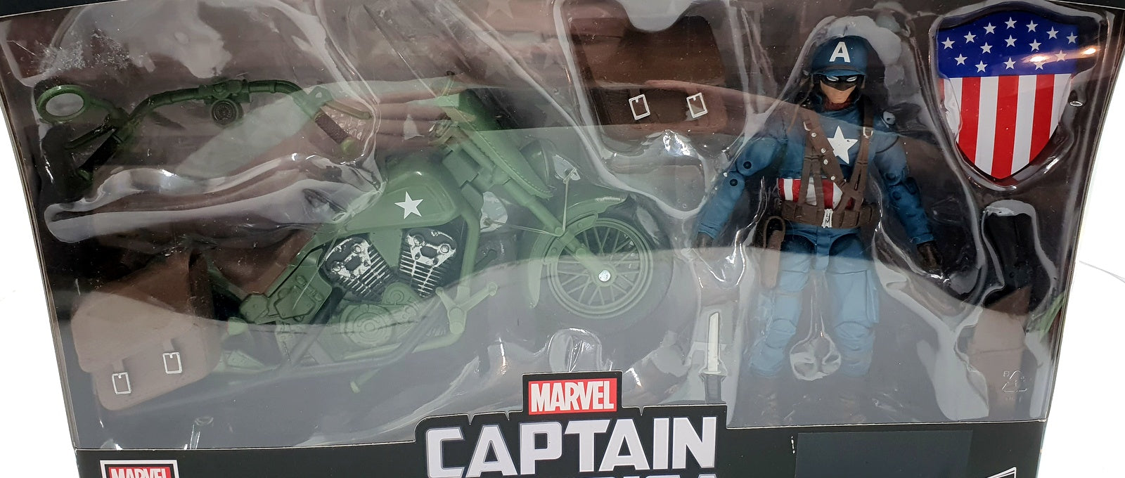 Hasbro 6 Inch Figure E4704/E3498 - Marvel Legends Captain America And Bike