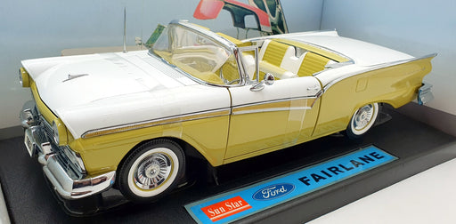 Sun Star 1/18 Scale Diecast 1330 - '57 Ford Fairlane Skyliner - Green/White