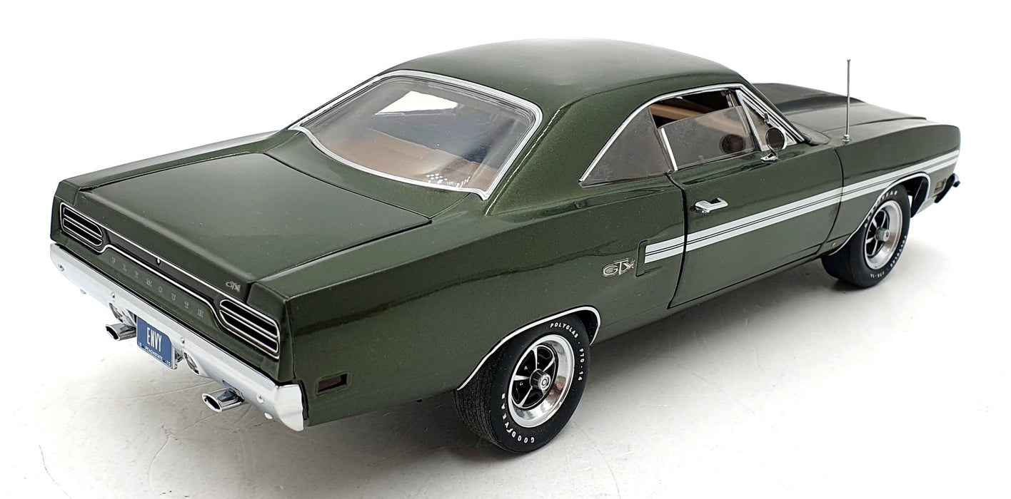 GMP 1/18 Scale Diecast G1803116 - 1970 Plymouth GTX - Green
