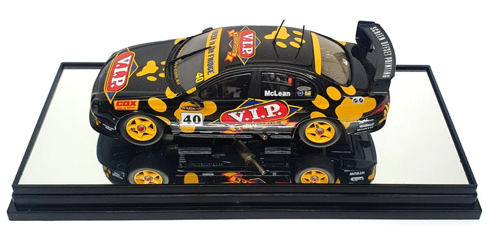 Classic Carlectables 1/43 2040 - 2002 VIP Pet Foods AU Racing Ford Falcon #40