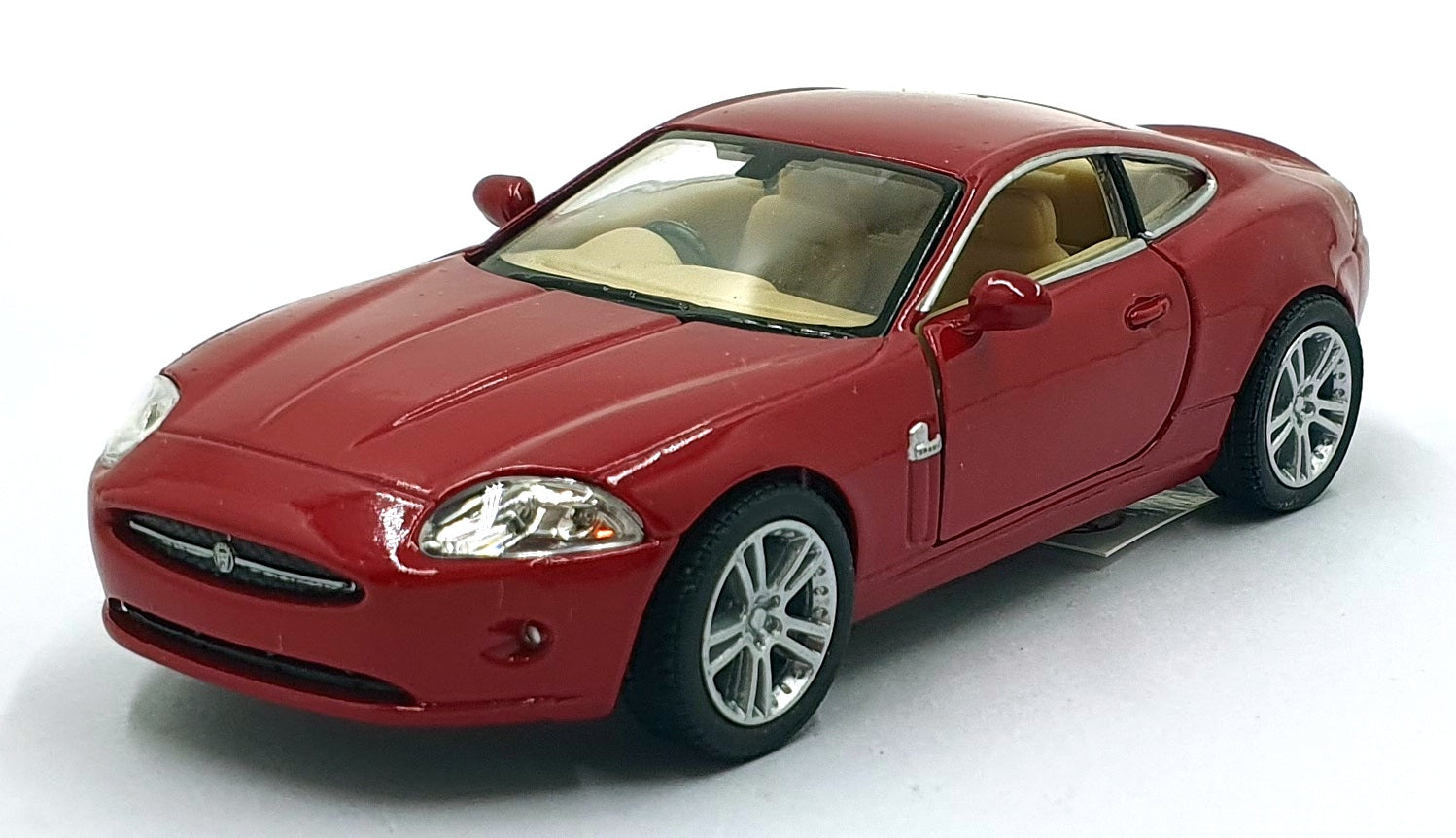 Kinsmart 1/38 Scale Pull Back & Go KT5321D - Jaguar XK Coupe - Red