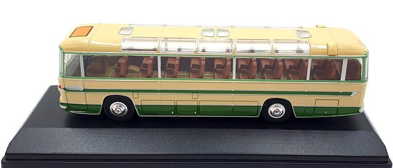 Oxford Diecast 1/76 Scale 76DC004 - Duple Commander II Greenslade - Green/Cream