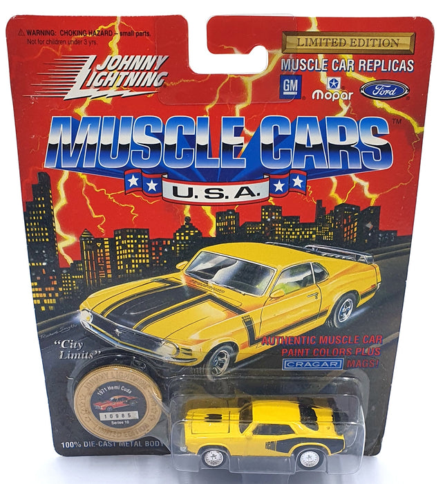Johnny Lightning 1/64 Scale 200-200 Muscle Cars USA - 1971 Plymouth "Hemi Cuda"