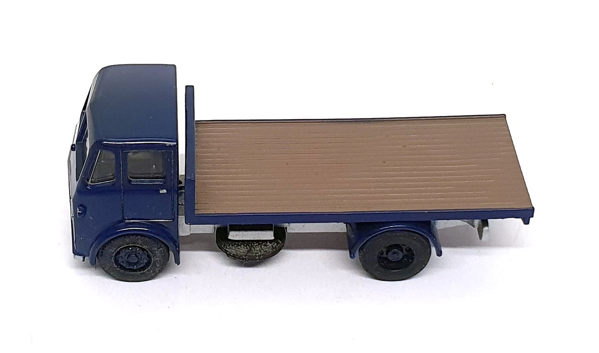 Base Toys 1/76 Scale BF-01 - Leyland Beaver Flatbed Lorry - Dk. Blue