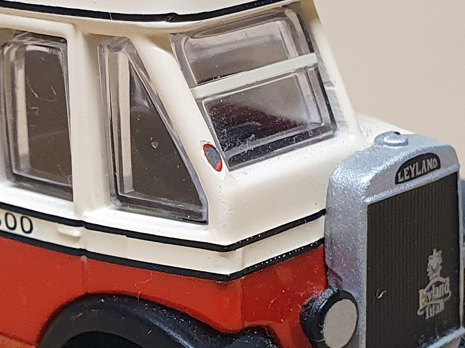 EFE 1/76 Scale 27317 - Leyland TD1 Cork City Services Dillons Cross - Cream/Red