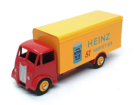 DAN-TOYS Reproduction DAN-272 - Guy Van Heinz - Red/Yellow