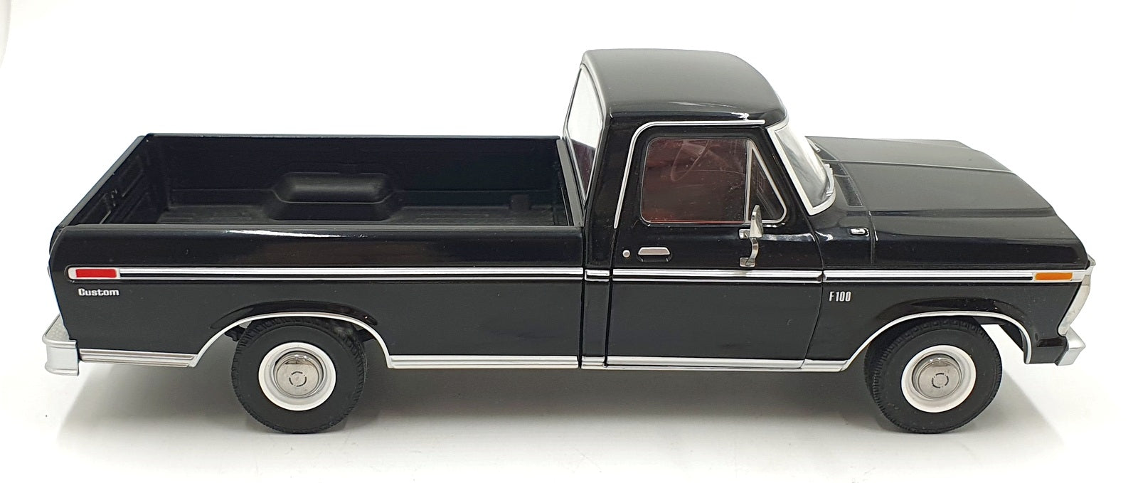 Greenlight 1/18 Scale Diecast 12963 - 1973 Ford F-100 Pick Up - Black