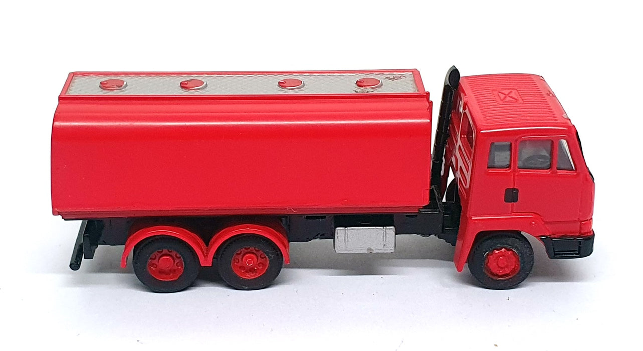 Base Toys 1/76 Scale LR-X16 - Leyland Roadtrain Tanker Truck - Red
