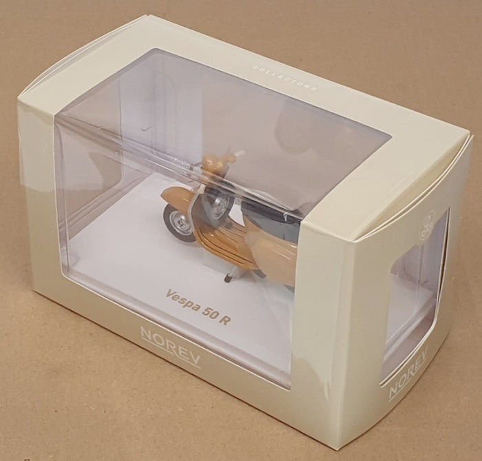 Vespa 50 R 1969 Jaune Positano 1/18 - En Pagaille Vespa 50 R 1969 Jaune Positano 1/18 - En Pagaille