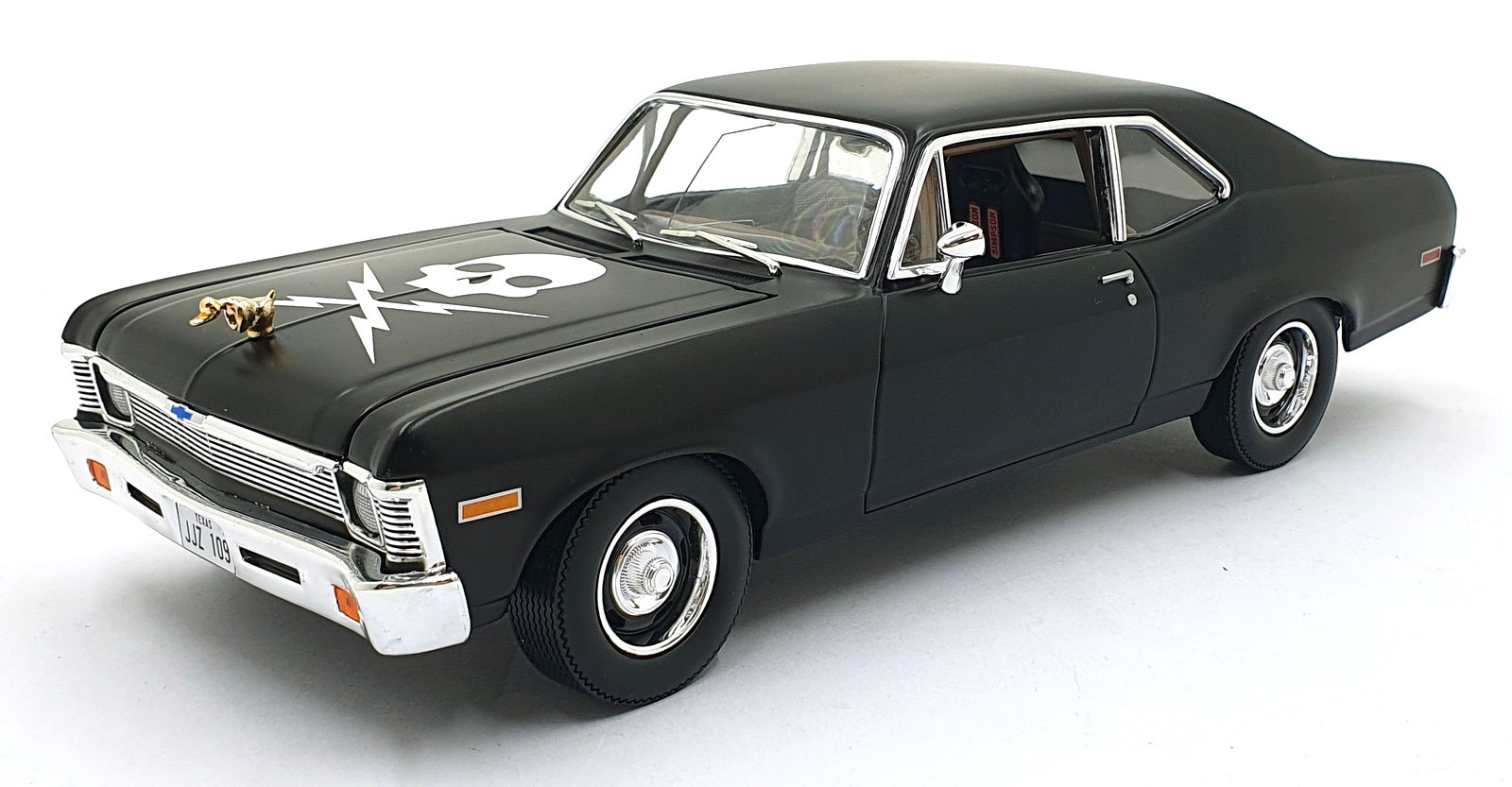Greenlight 1/18 Scale Diecast GMP-18925 - 1971 Chevrolet Nova - Black