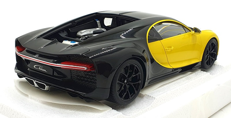 Autoart 1/18 Scale Diecast 70994 - Bugati Chiron - Yellow/Black