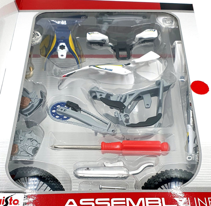 Maisto 1/12 Scale Diecast Kit 39177 - Husqvarna FE 501 Motorbike - White