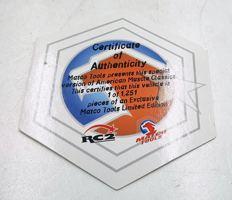 Racing Champions 1/18 Scale 29571P - 1969 Ford Mustang Boss 302 - Yellow/Black