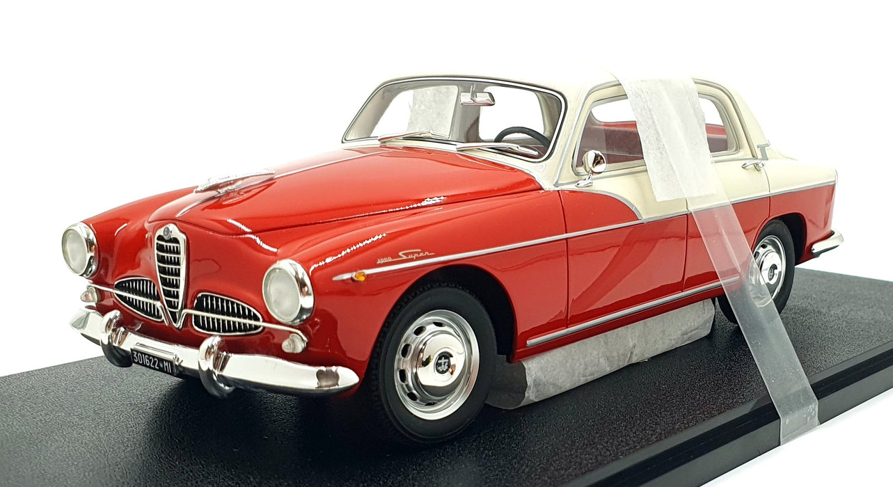 Cult 1/18 Scale Resin CML162-2 - 1958 Alfa Romeo 1900 Super Berlina - White/Red