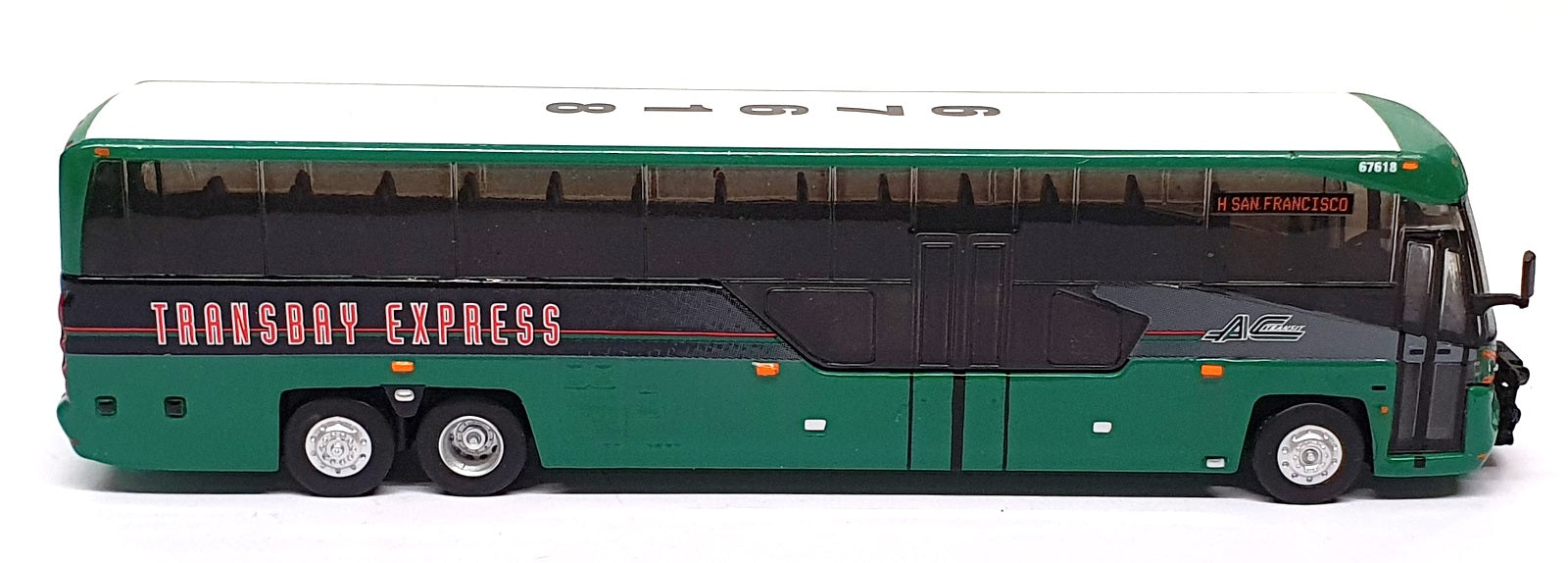 Iconic Replica 1/87 Scale 87-0099 MCI D45 CRT LE Coach Transbay Express - Green