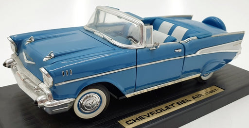 Road Signature 1/18 Scale Diecast 92108 - 1957 Chevrolet Bel Air - Blue