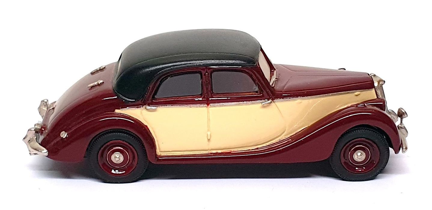 Crossway Models 1/43 Scale CM04 - Riley RMA Saloon - Maroon/Cream