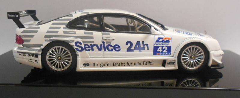 AutoArt 1/43 Scale 60040 - MERCEDES BENZ CLK DTM 2000 #42 DARREN TURNER