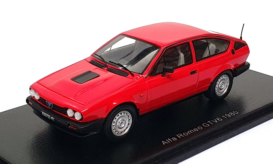 Spark Model 1/43 Scale Resin S9047 - 1980 Alfa Romeo GTV6 - Red