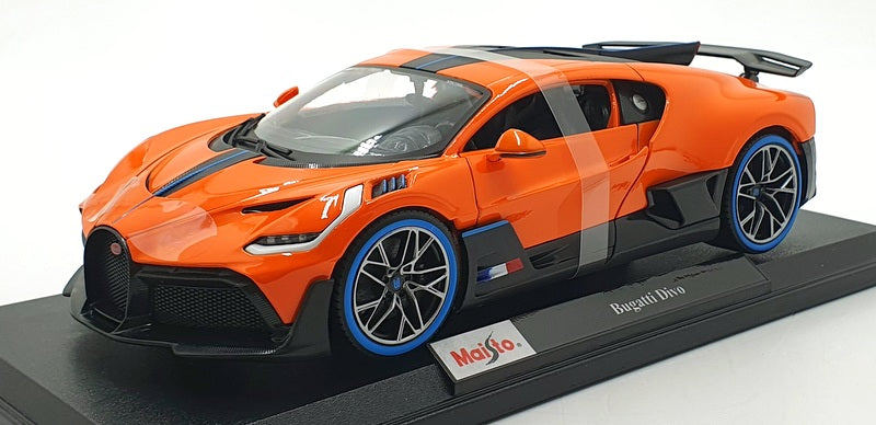 Maisto 1/18 Scale Diecast 46629 - Bugatti Divo - Orange/Black