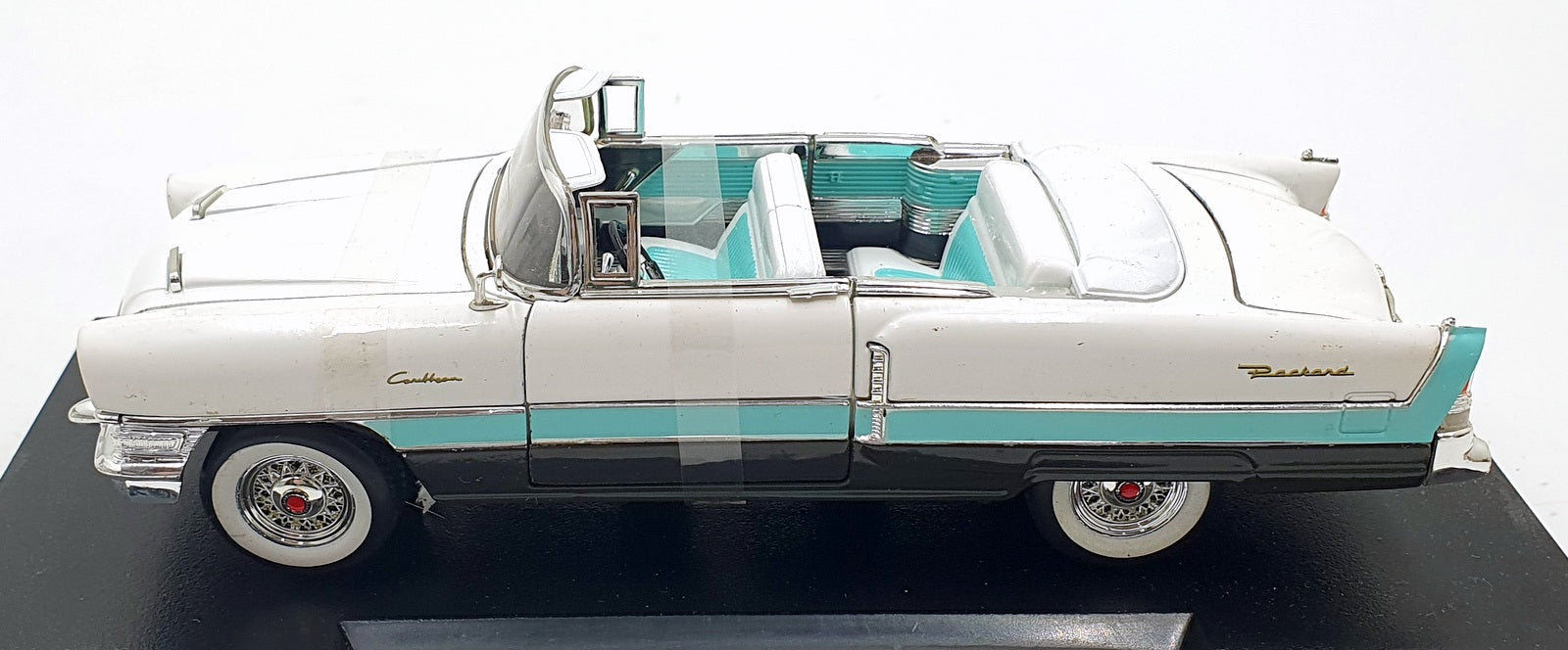 Signature Models 1/32 Scale 1234 - 1955 Packard Caribbean - White