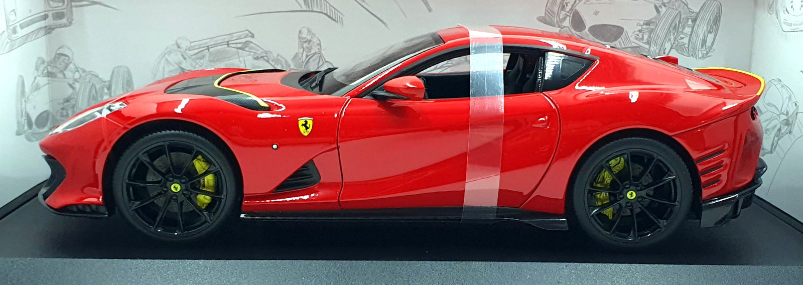 Burago 1/18 Scale Diecast 18-16019 - Ferrari 812 Competizione - Red