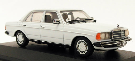 Minichamps 1/43 Scale MIN 032201 - Mercedes Benz W 123 Limo 230 E - White