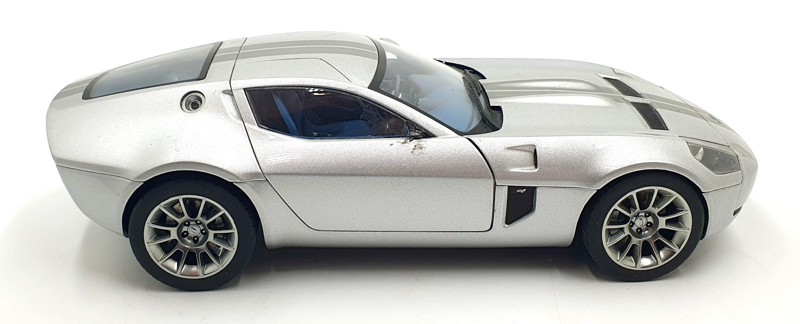 Autoart 1/18 Scale Diecast 16126S - Ford Shelby GR-1 Concept - Silver/Grey