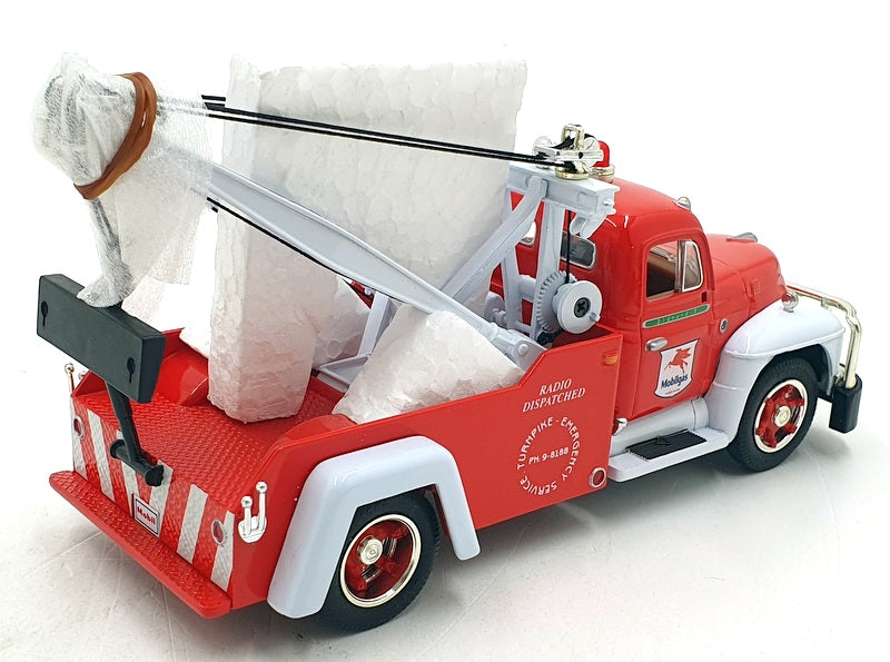 First Gear 1/34 Scale 19-1893 - 1955 Diamond-T Tow Truck - Mobil Gas