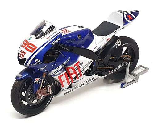 Minichamps 1/12 Scale 122 093099 - Yamaha YZR-M1 MotoGP 2009 - SIGNED J. Lorenzo