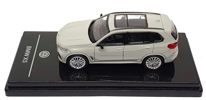 Paragon 1/64 Scale Diecast PA-65188 - BMW X5 RHD - Nardo Grey