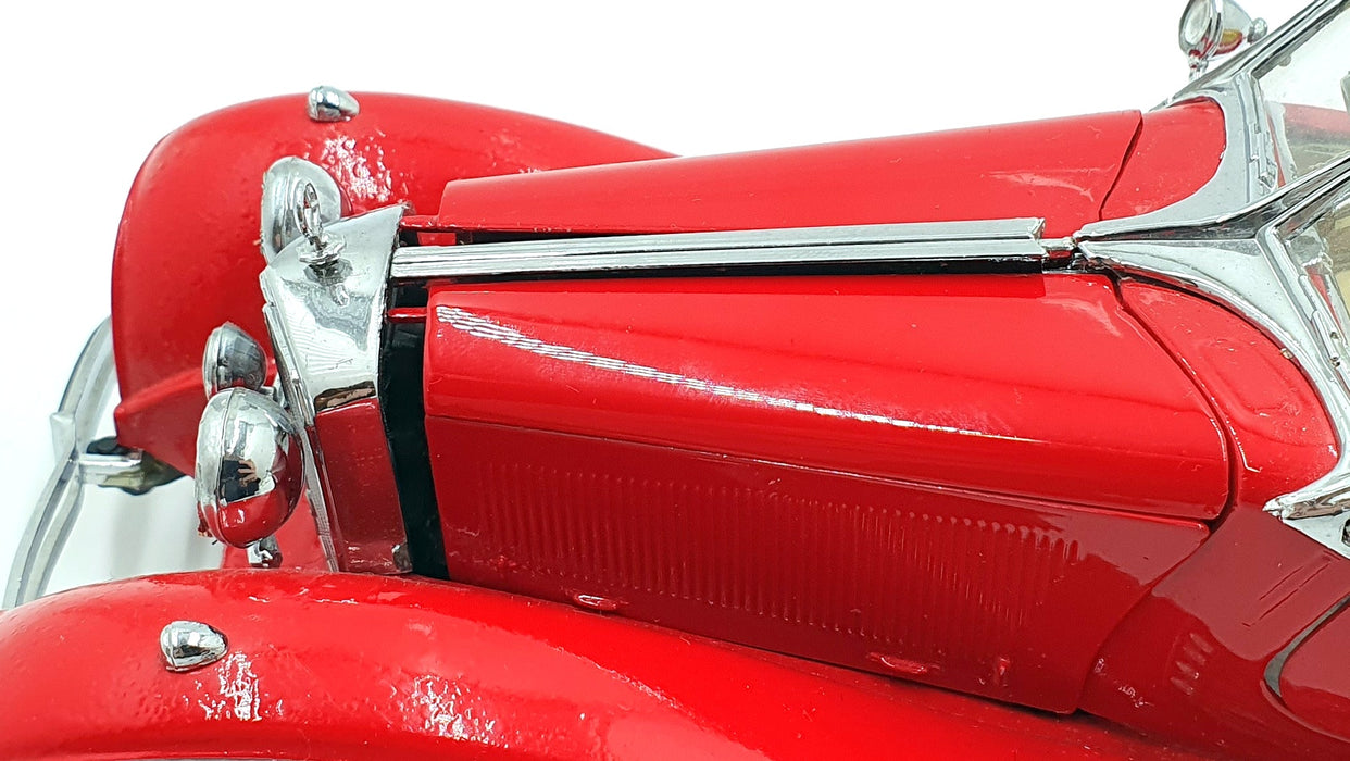 Franklin Mint 1/24 Scale Diecast 11226E - 1935 Mercedes-Benz 500K - Red