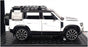 QY Toys 1/32 Scale Q3002A - Land Rover Defender 110 - White