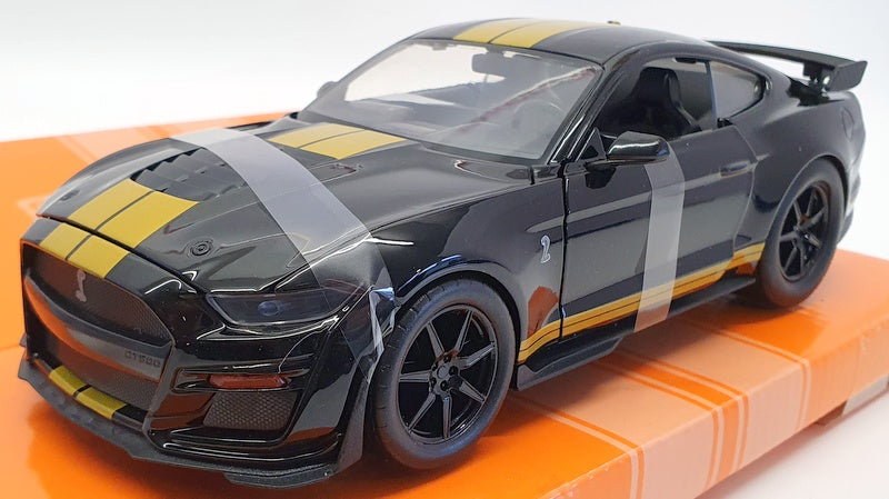 Jada 1/24 Scale 32661 - 2020 Ford Mustang Shelby GT500 - Black/Gold