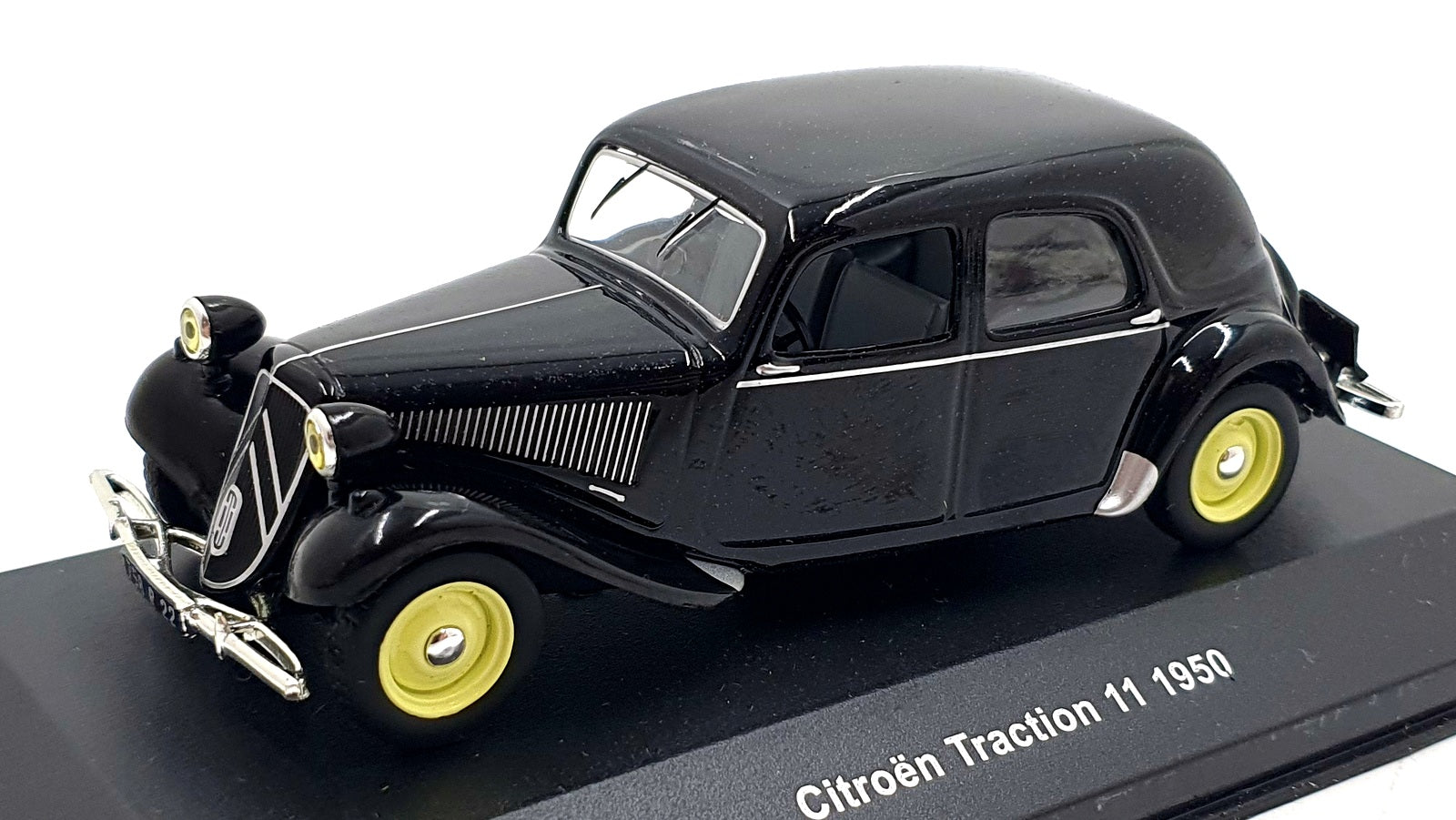 Solido 1/43 Scale S4300900 - 1950 Citroen Traction 11 - Black