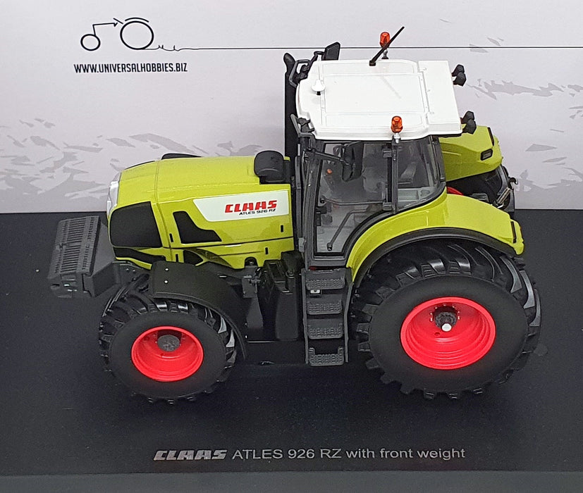 Universal Hobbies 1/32 Scale UH6704 - CLAAS Altes 926RZ w/ Fixed Front Weight