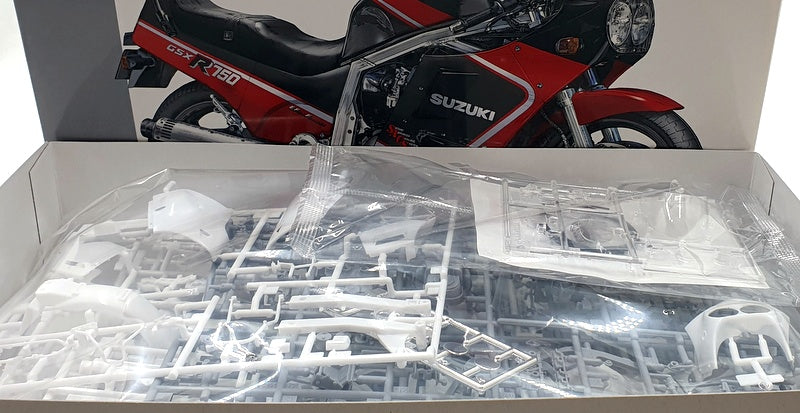 Hasegawa Kits 1/12 Scale 21725 - Suzuki GSX-R750(H) GR71G 1987