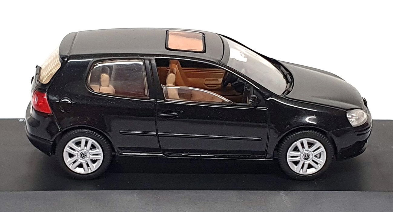 Schuco 1/43 Scale Diecast 04681 - Volkswagen VW Golf V - Black