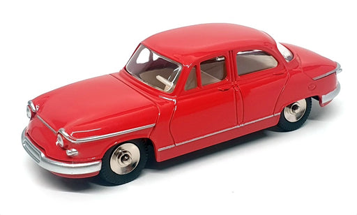 Atlas Editions Dinky Toys P.L.17 - Panhard - Red