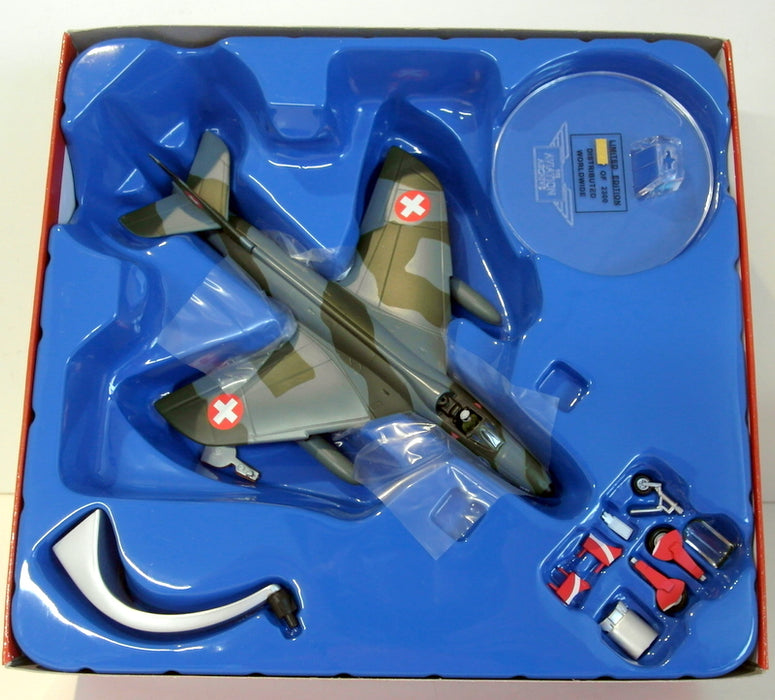 Corgi 1/72 Scale AA32708 - Hawker Hunter F.MK58A J4025 Swiss AF 1993
