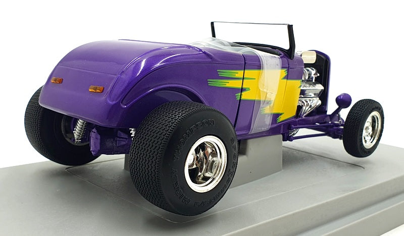 Ertl 1/18 Scale Diecast 7153 - 1932 Ford Street Rod - Purple