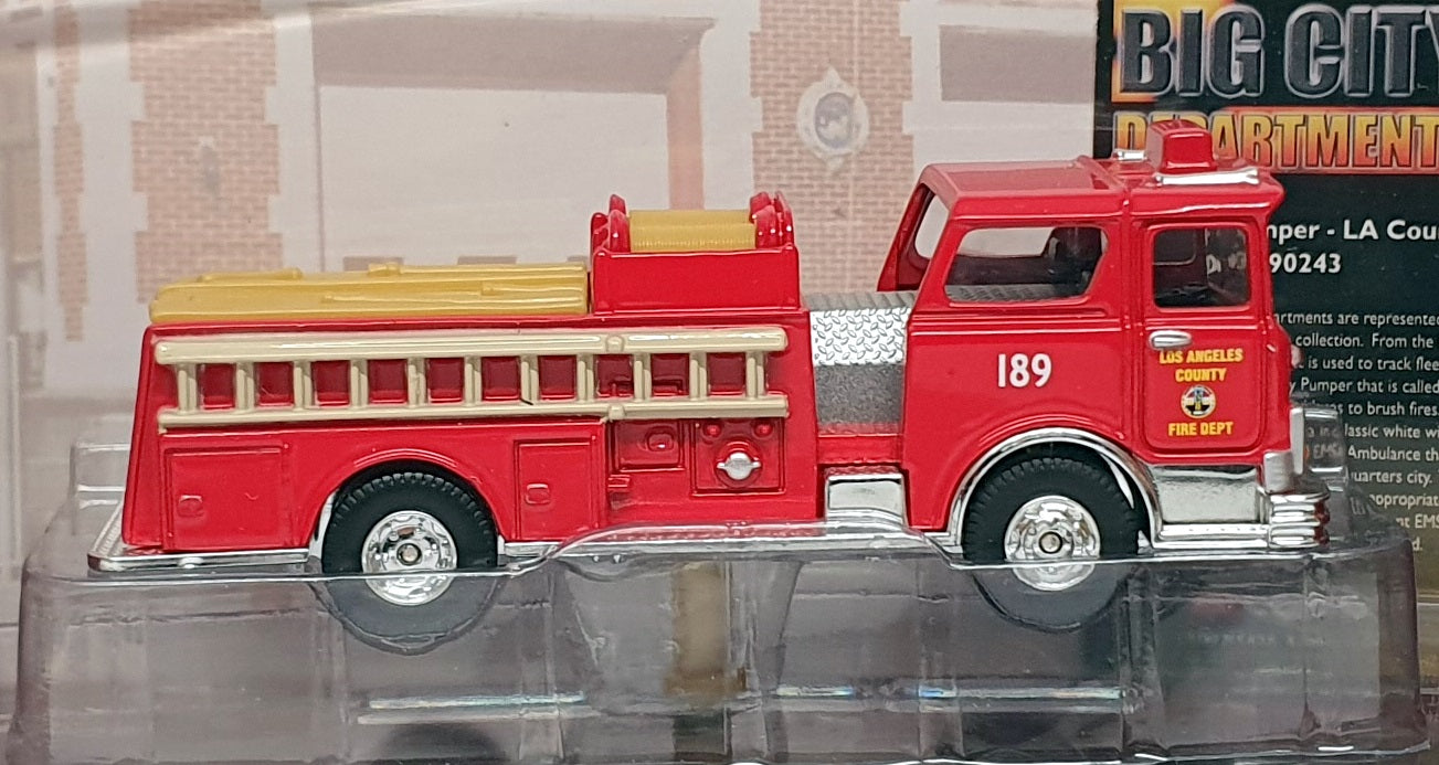 Corgi Diecast CS90243 - Mack CF Pumper Los Angeles Fire Dept. - Red