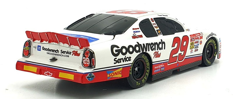 Action 1/24 Scale 101693 - Chevrolet Nascar #29 Monte Carlo 2001 - Harvick
