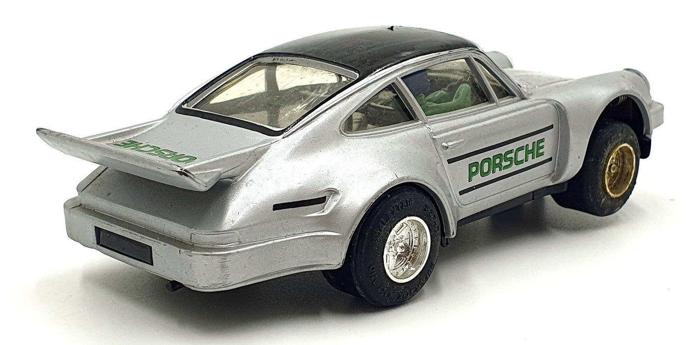 Scalextric 1/32 Scale Slotcar C139 - Porsche #6 - Silver