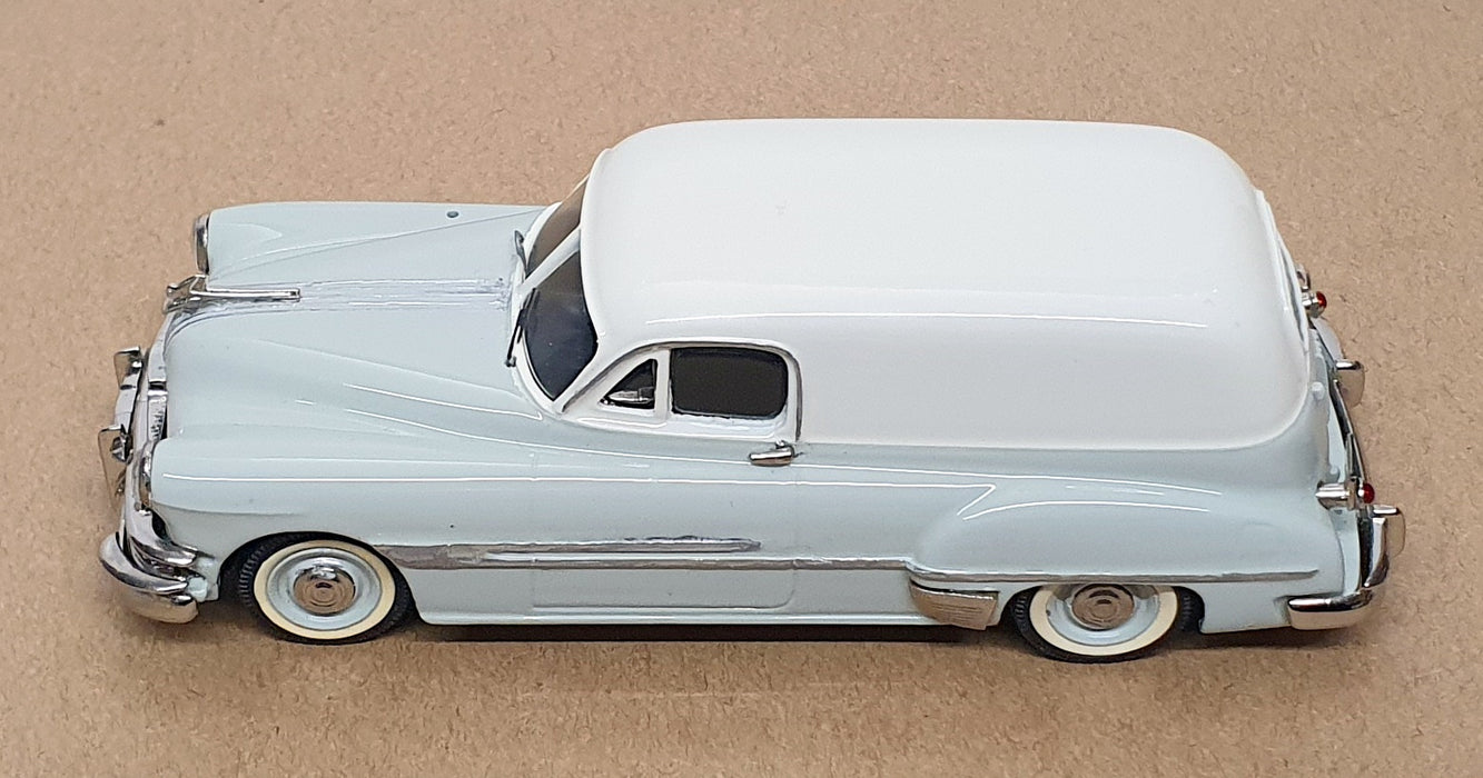 SAMS Models 1/43 Scale PSD52 - 1952 Pontiac Sedan Delivery - Cream/Pale Green