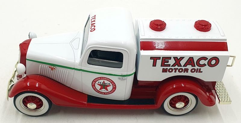 Liberty Speccast 1/25 Scale 13015 - 1935 Ford Tanker - Texaco